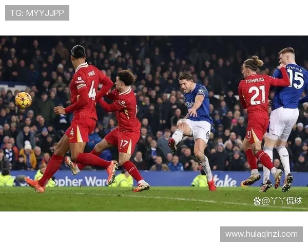 埃弗顿与利物浦激战在即市场备战分析与前瞻