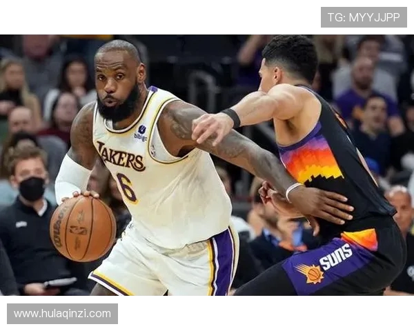 湖人季后赛对决太阳队的精彩瞬间与战术分析