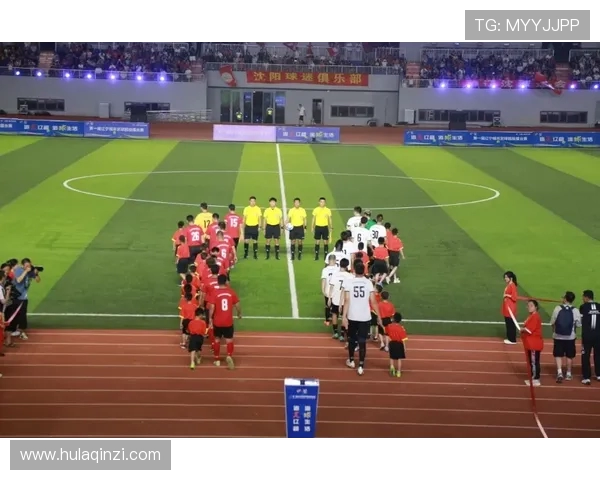 菲律宾与新加坡东南锦赛精彩对决展现足球魅力与激情