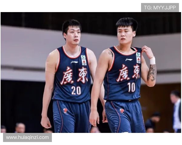 赞岐与东京绿茵的激烈对决谁能在这场较量中笑到最后