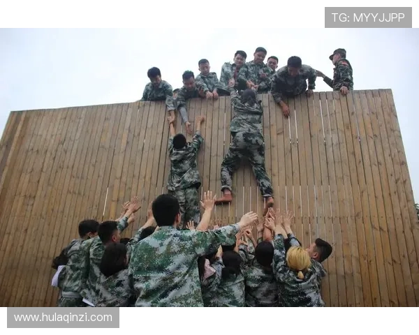 攀岩传奇李军专访揭秘成功秘诀与训练心得分享